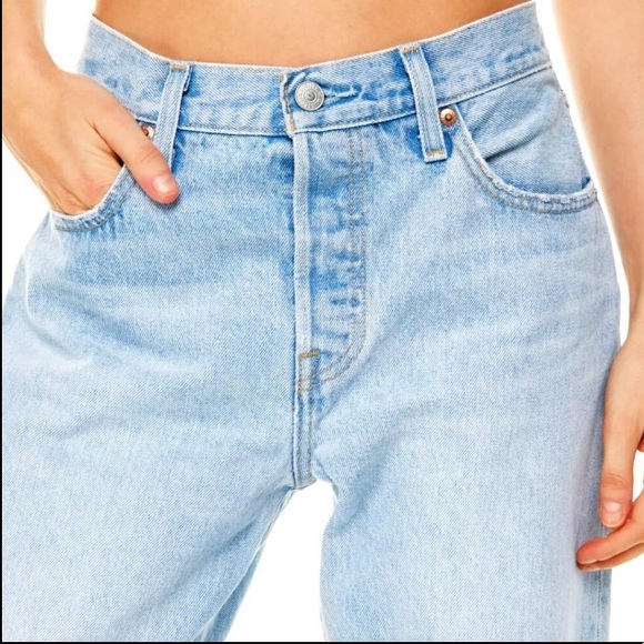 SOLD - Levi's 90s 501 JEAN - Picture 5 of 5